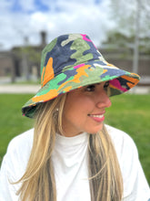 Load image into Gallery viewer, Camo Hat